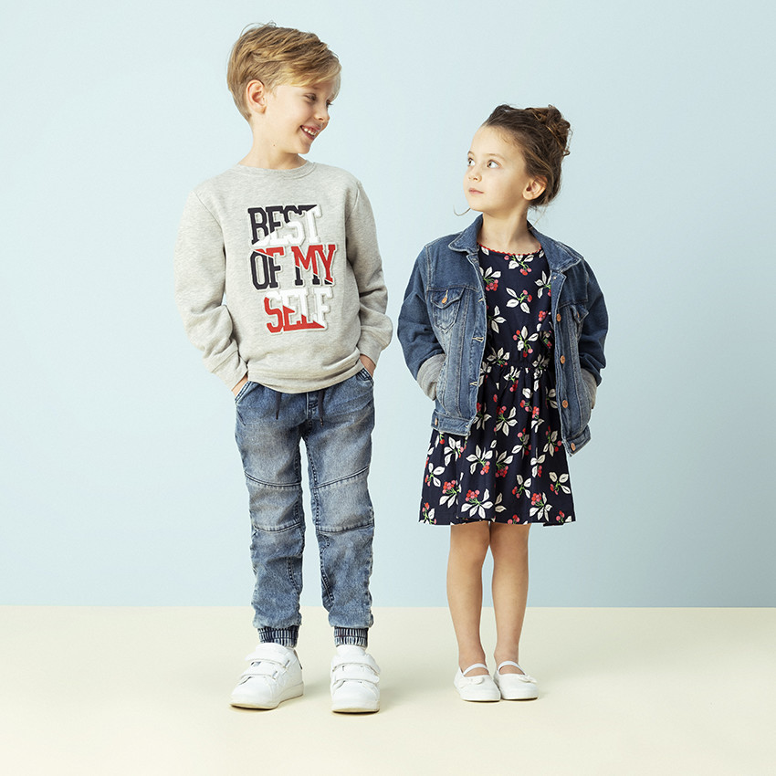 Φούτερ από φανέλα με φράση μπροστά σε κολεγιακό στυλ  Additional Φούτερ από φανέλα με φράση μπροστά σε κολεγιακό στυλ