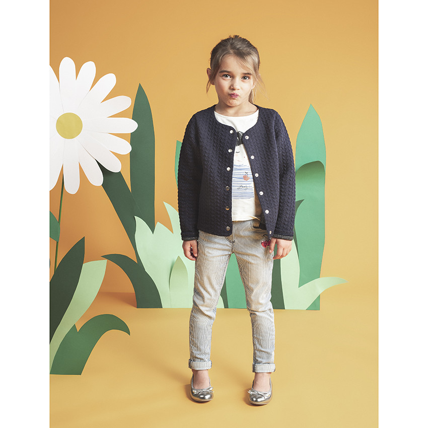 Πλεκτή ζακέτα με μεταλλιζέ νήμα για μελανζέ όψη 