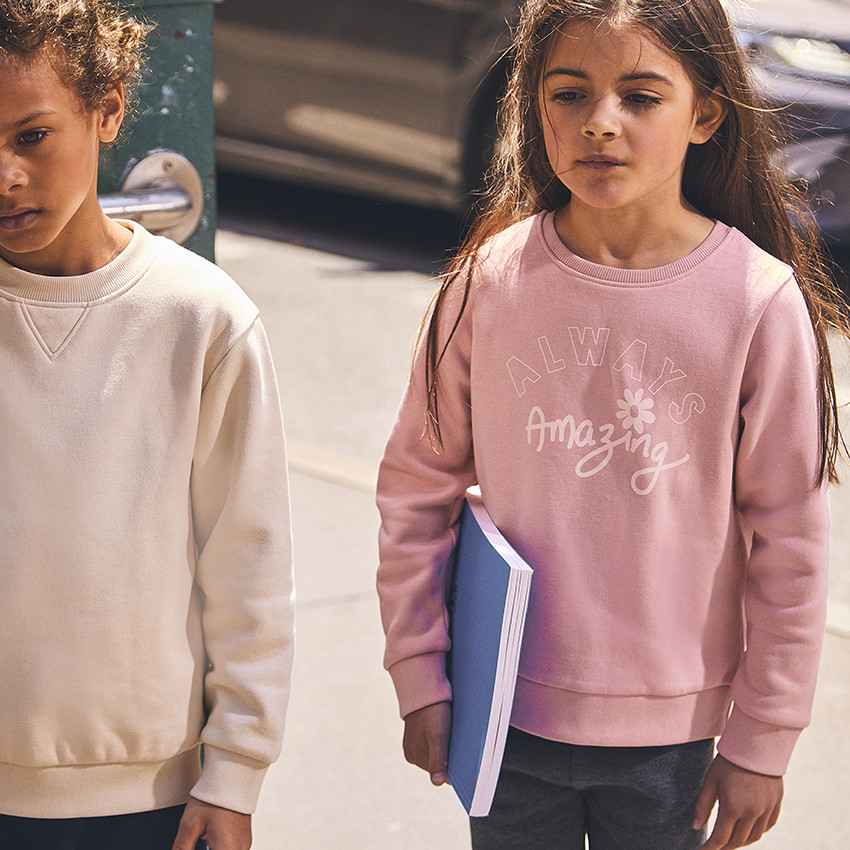 Σύνολο jogging από φούτερ με φαντεζί σχέδιο για κορίτσι 