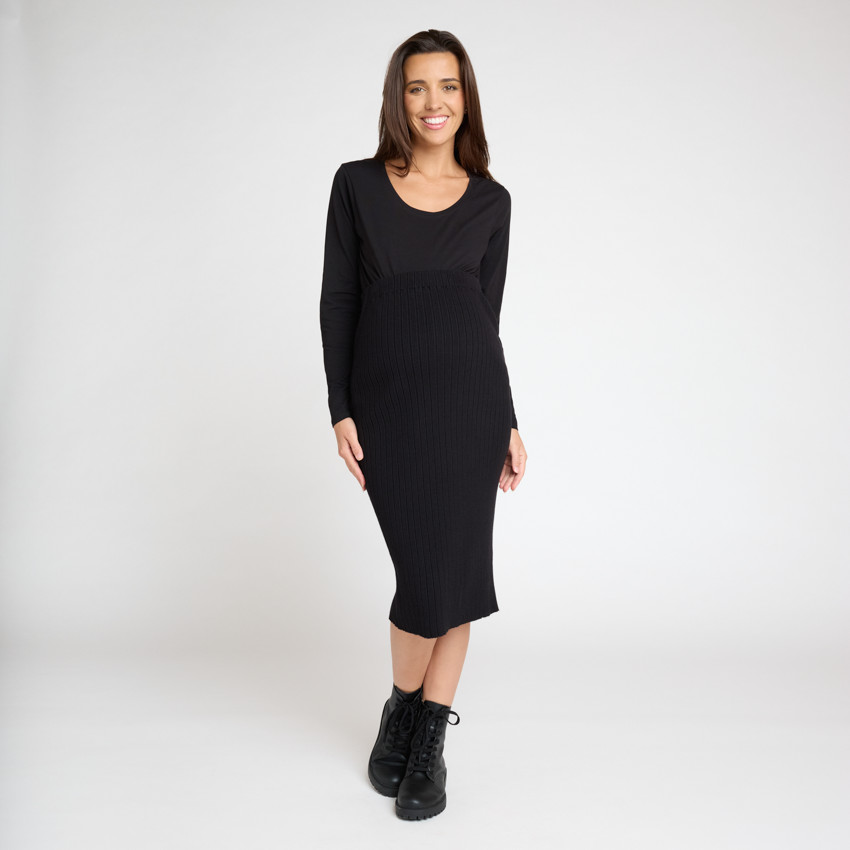 Μακριά εφαρμοστή φούστα με άνοιγμα στο πίσω μέρος 