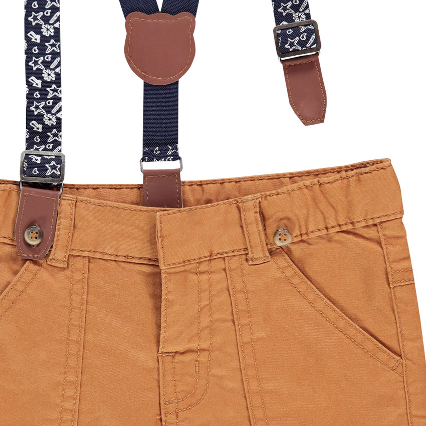 Pantalon en twill à bretelles amovibles pour bébé garçon Main Pantalon en twill à bretelles amovibles pour bébé garçon