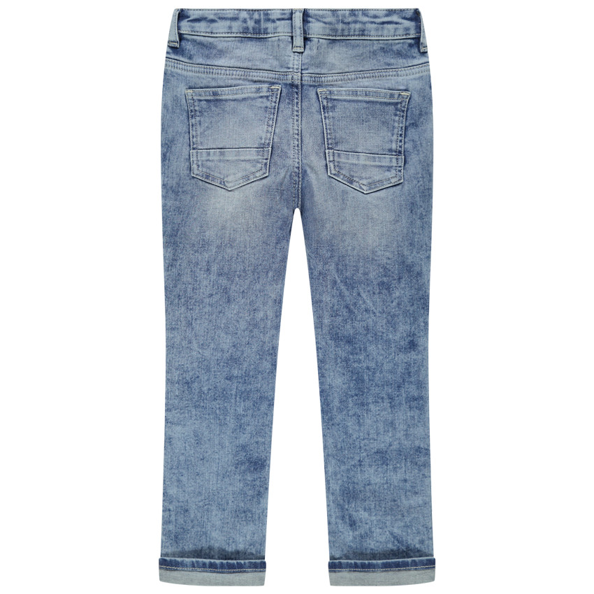 Slim τζιν με used όψη, μόνιμες τσακίσεις και απλικέ λωρίδες  