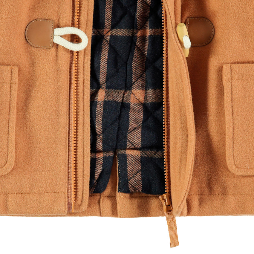 Manteau style duffle coat à capuche et poches 