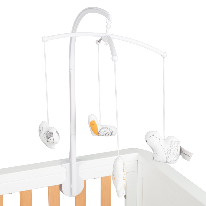 Κινητό με κρεμαστά ζωάκια του δάσους 