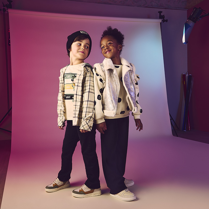 Πλεκτός σκούφος με ετικέτα skate για αγόρι 