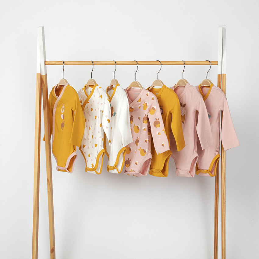 Σετ 7 bodies από οργανικό βαμβακι για μωρό κορίτσι 