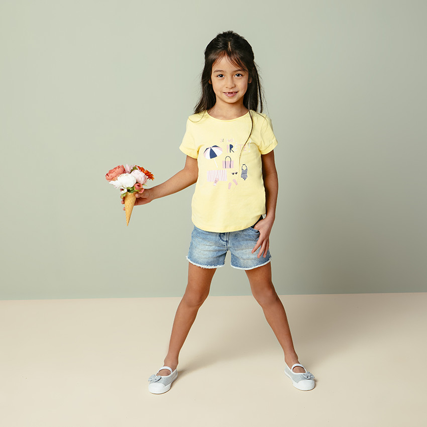 Τζην σορτς με φινίρισμα 