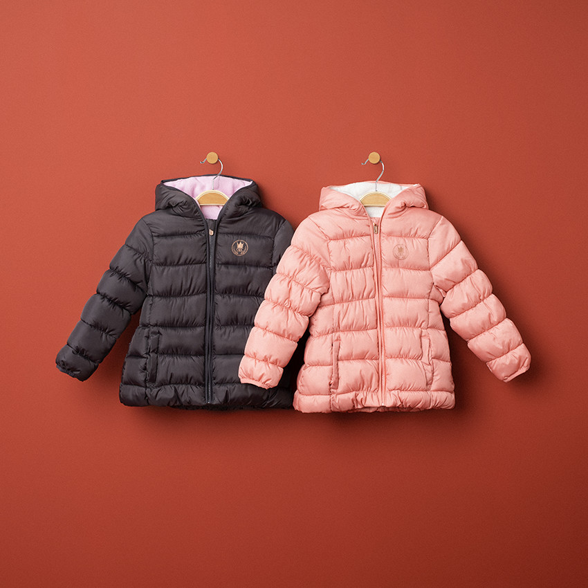 Καπιτονέ μπουφάν με κουκούλα και επένδυση φλις 