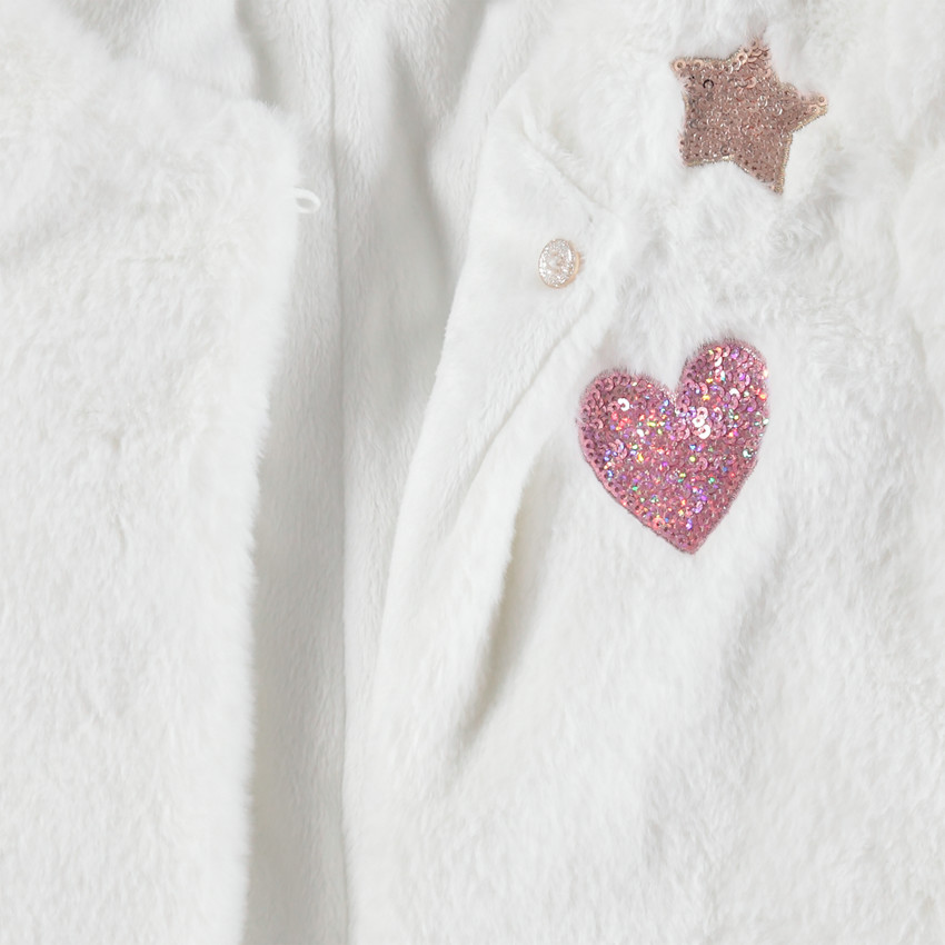 Κοντή ζακέτα από συνθετική γούνα 