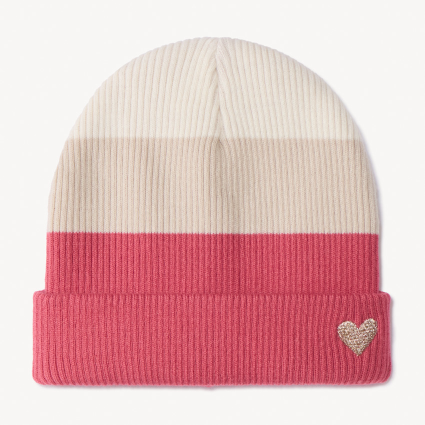 Πλεκτό σκουφάκι με χρωματικό μπλοκ και κεντημένη καρδιά για κορίτσι 