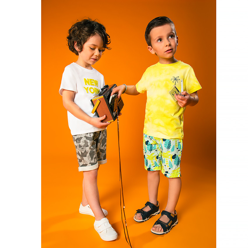 T-shirt βαμβακερό κοντομάνικο με patch  για αγόρι 