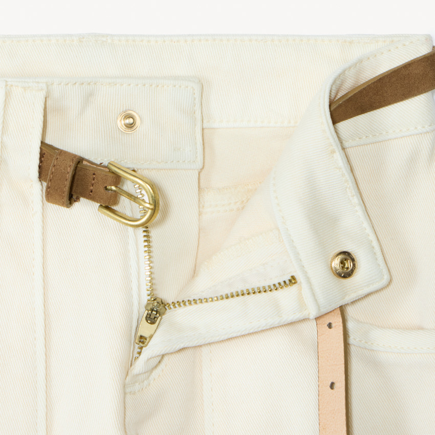 Jean mom en denim uni avec ceinture marron pour fille  