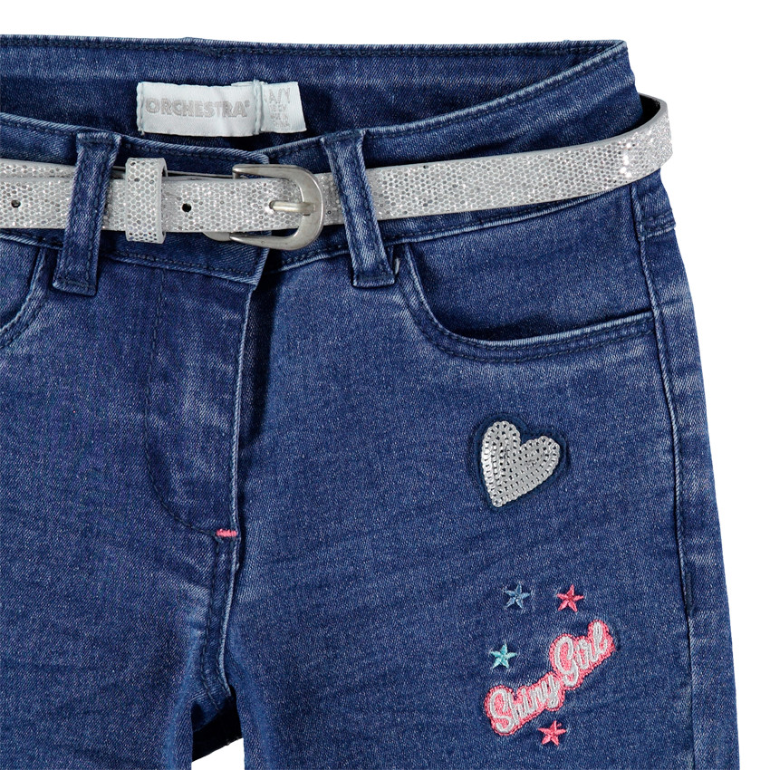 Τζιν με used όψη, μόνιμες τσακίσεις, μεταλλιζέ ζώνη και κέντημα 