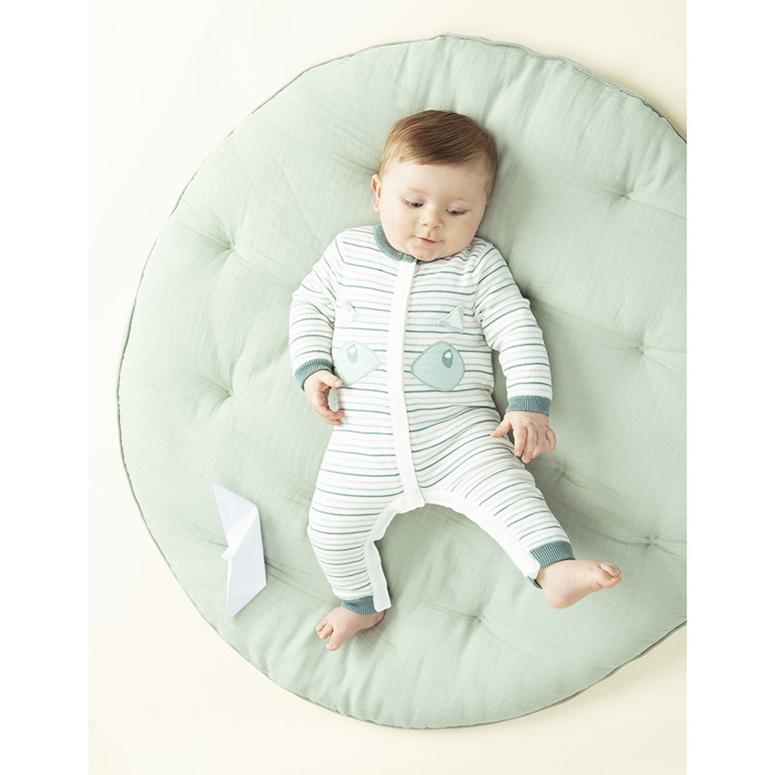 Combinaison longue en tricot fin à rayures et détails en relief 