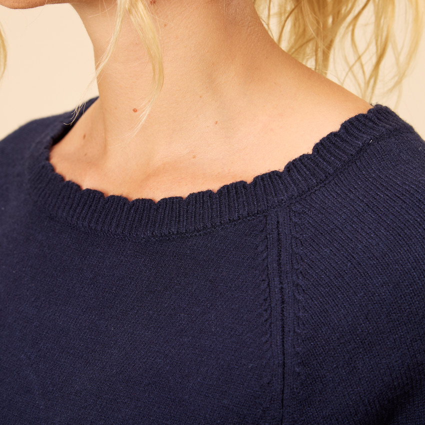 Ριγέ Πλεκτό Πουλόβερ Θηλασμού Σε Ναυτικό Στυλ 