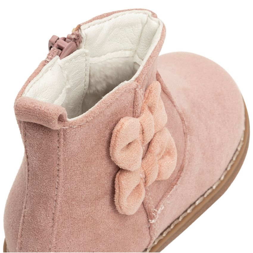 Μποτάκια effet daim με φιόγκους για bebe κορίτσι 