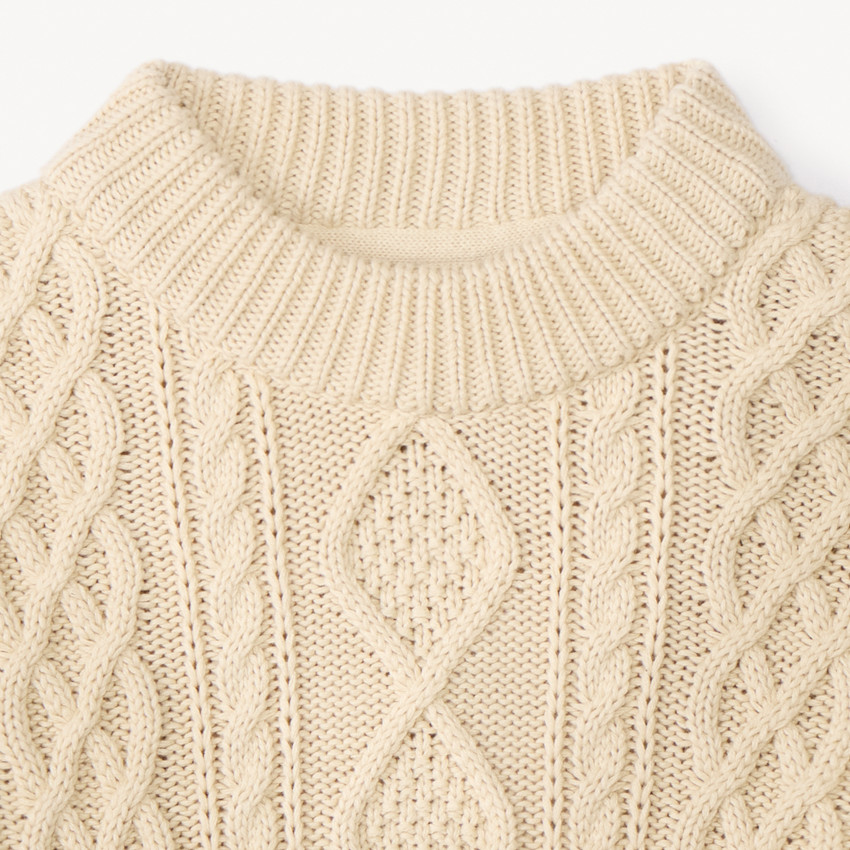Πλεκτό πουλόβερ μονόχρωμο με εφέ πλεξούδας και πολύχρωμη ρίγα για αγόρι 