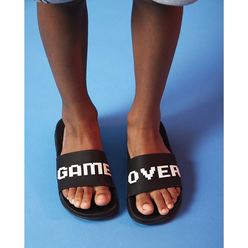 Μουλς με φαρδιά λουράκια print gamer για αγόρι 