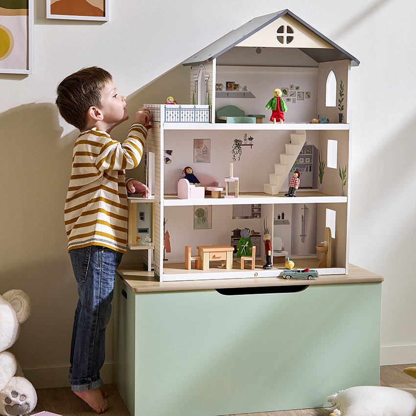 Ξύλινη κουκλόσπιτο διαμορφωμένο 