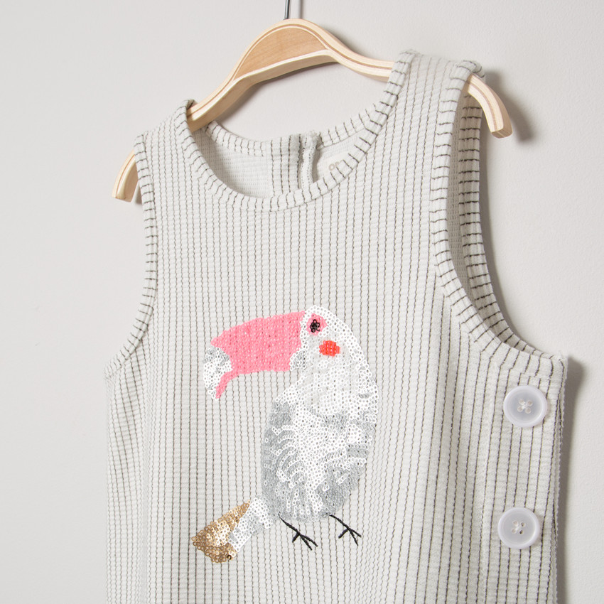 Αμάνικο φόρεμα από φανέλα με μοτίβο τουκάν από πούλιες 