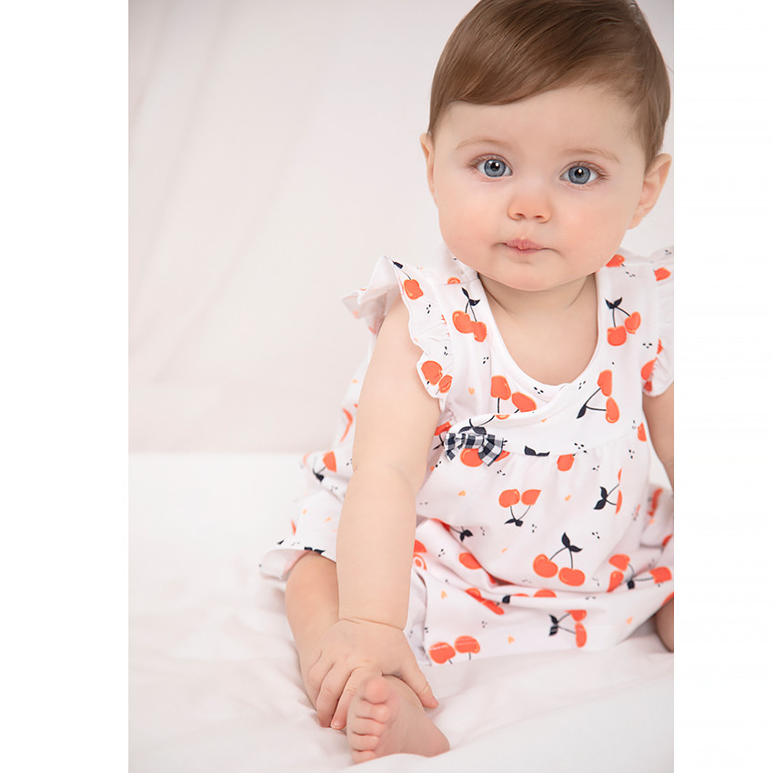 Robe manches courtes volantées imprimé cerises pour bébé fille Main Robe manches courtes volantées imprimé cerises pour bébé fille