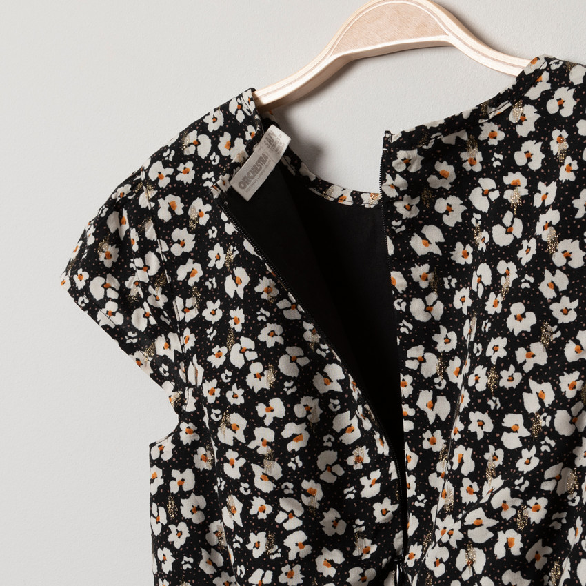 Robe manches courtes à fleurs all-over et touches de doré  Additional Robe manches courtes à fleurs all-over et touches de doré