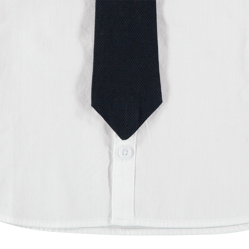 Μακρυμάνικο πουκάμισο για ειδικές περιστάσεις με αφαιρούμενη γραβάτα 