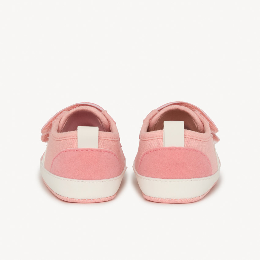 Χαμηλά μαλακά αθλητικά παπούτσια με λωρίδα για bebe κορίτσι 