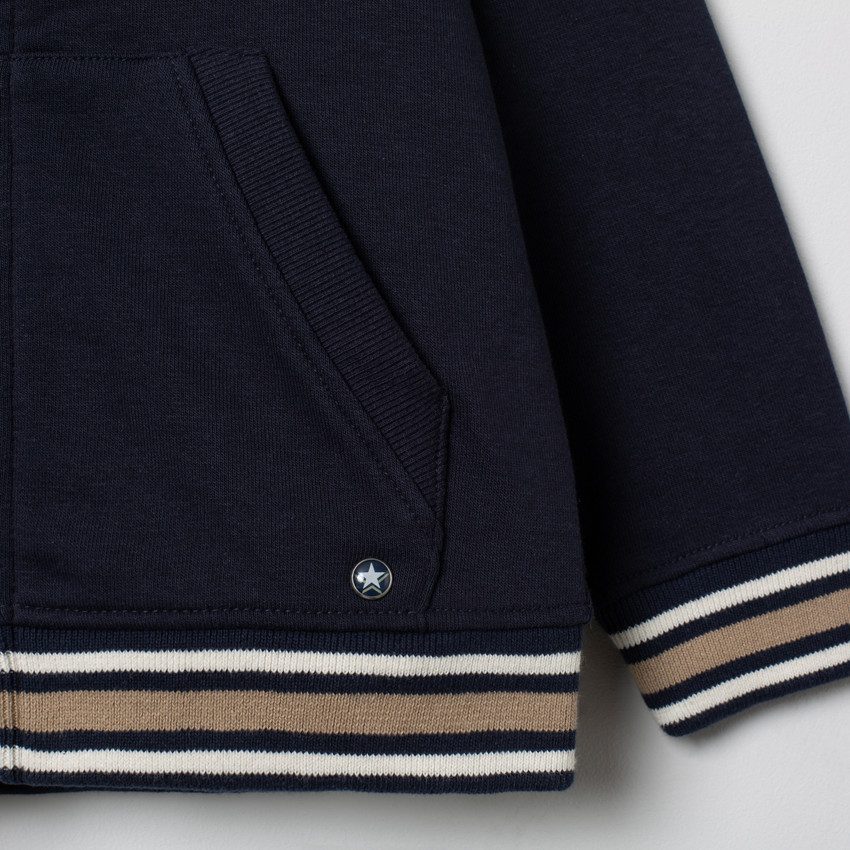 Gilet à capuche en molleton  