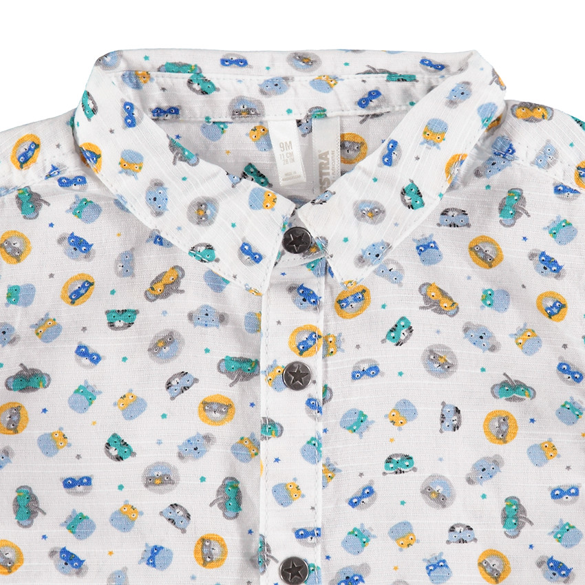 Σύνολο εμπριμέ πουκάμισο και κίτρινη βερμούδα 