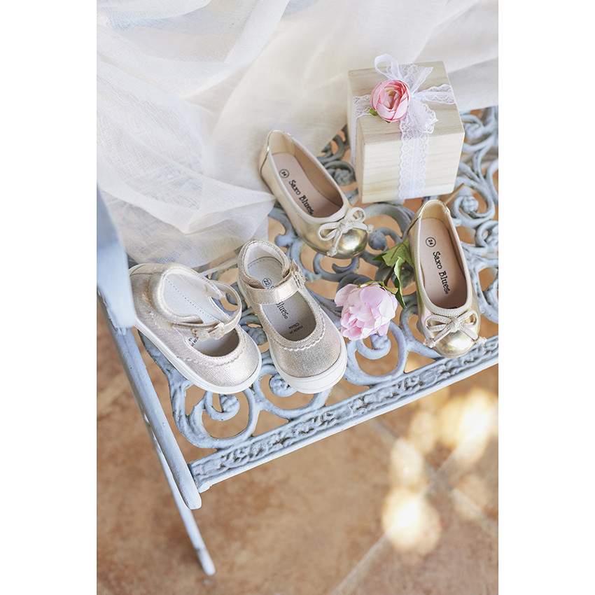 Χρυσές μπαλαρίνες με μεταλλικό εφέ και φιόγκο για κορίτσι 