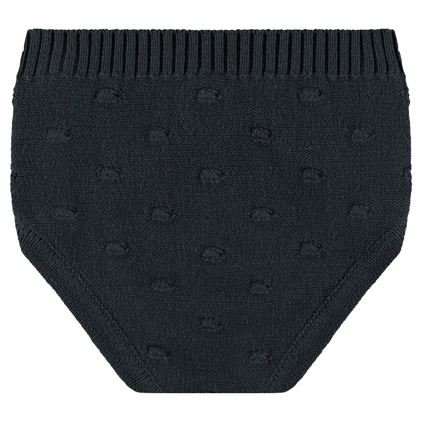 Πλεκτή φουφούλα με ανάγλυφα πουά 