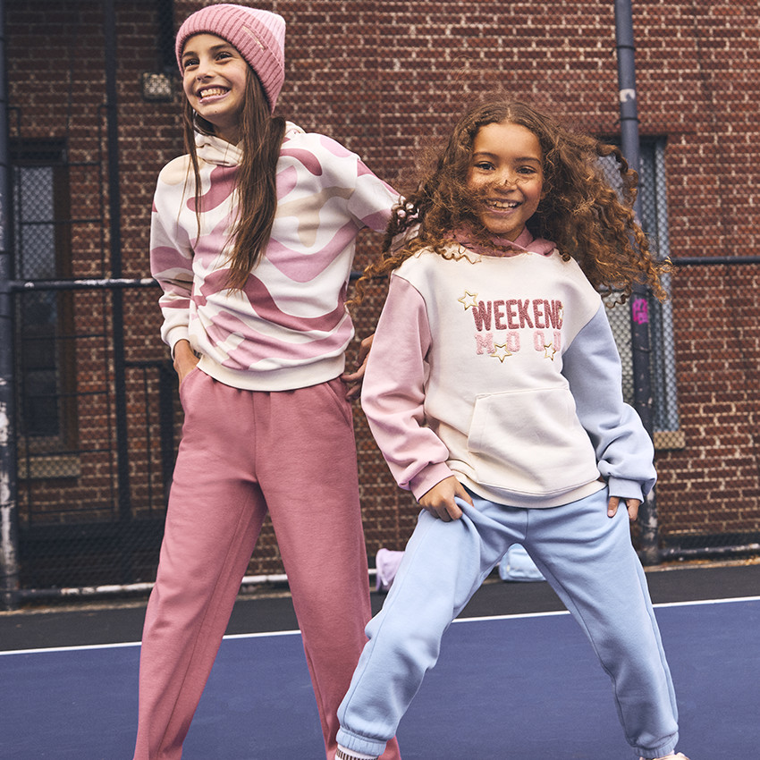 Παντελόνι jogging μονόχρωμο σε πλεκτό σχέδιο loose για κορίτσι 