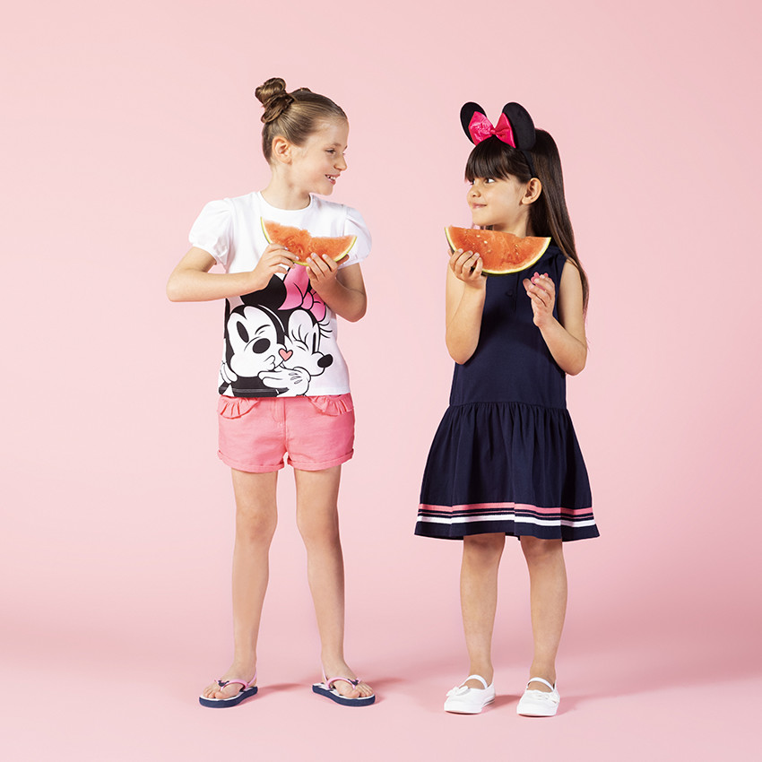 Σαγιονάρες με πουά και σήμα Minnie Disney για κορίτσι με λουράκι ανάλογα με το μέγεθος 