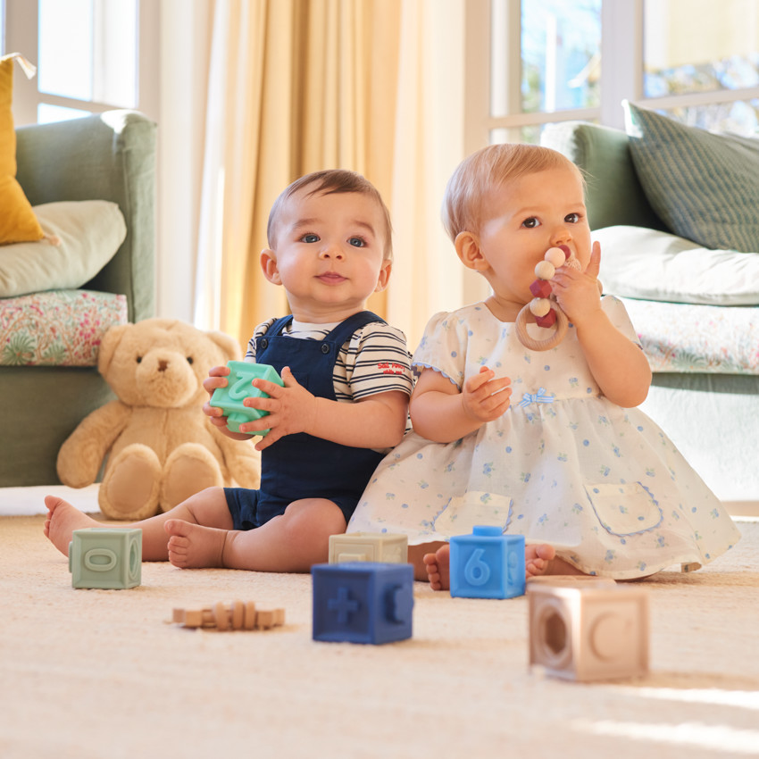 Φόρεμα με κοντό μανίκι 2-σε-1 με εκτύπωση μύρτιλων για κορίτσι μωρό 