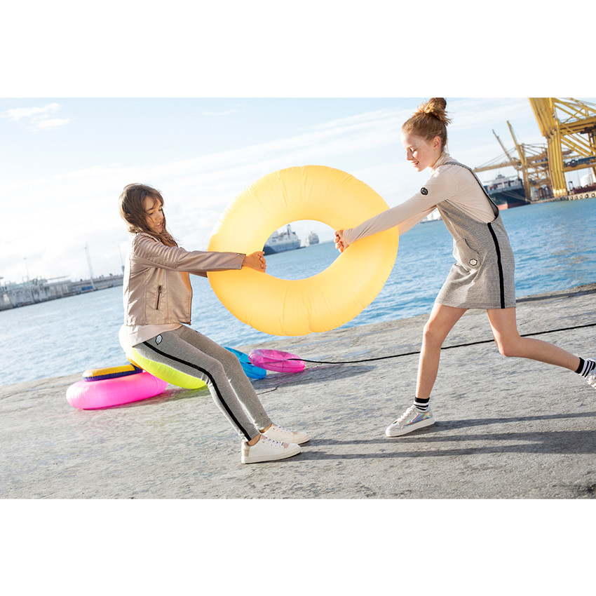 Παιδικά - Μονόχρωμο ζιβάγκο από ζέρσεϊ με απλικέ σήματα 