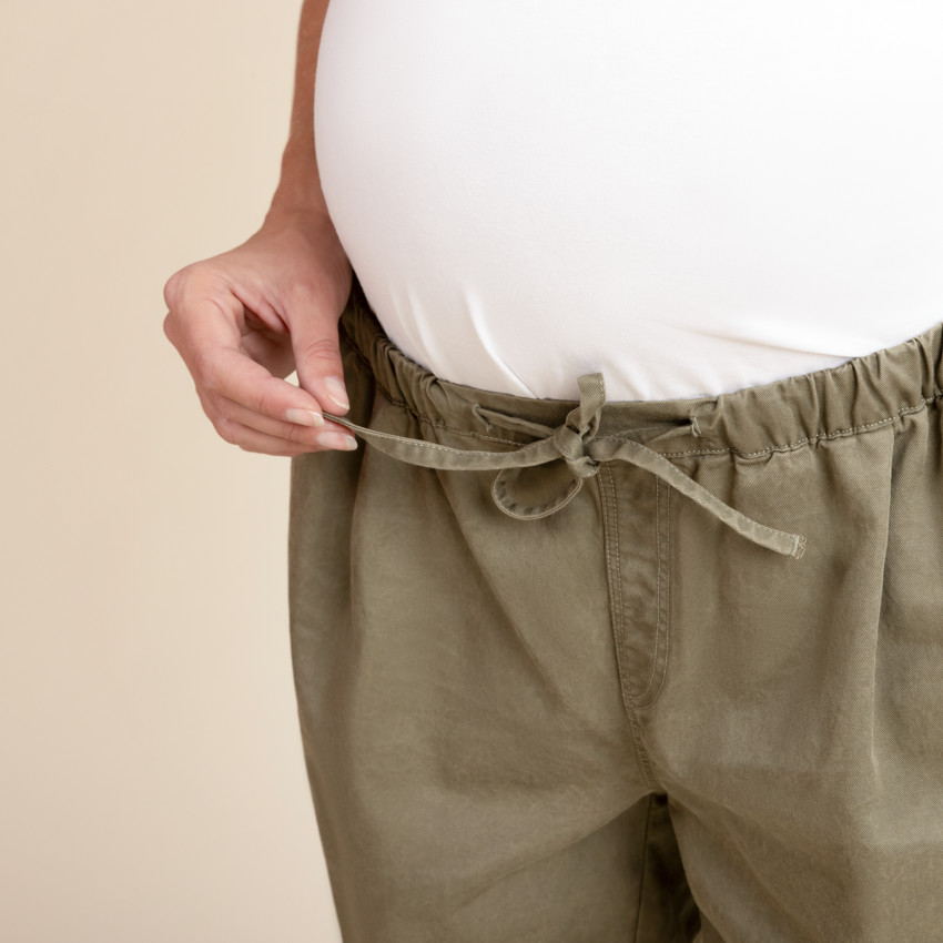 Παντελόνι φαρδύ με ελαστική μέση για γυναίκα 