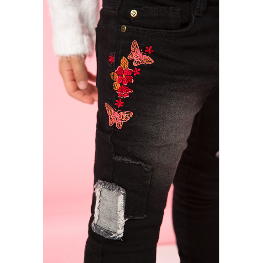 Τζιν με φθαρμένη όψη και φλοράλ κεντήματα  Additional Τζιν με φθαρμένη όψη και φλοράλ κεντήματα