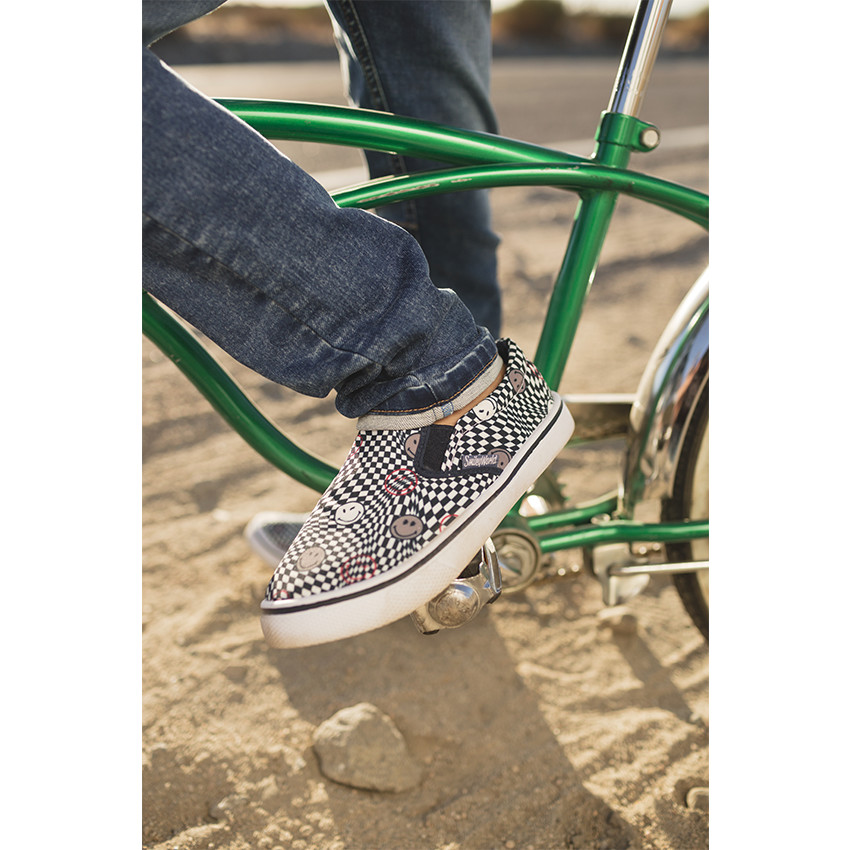 Πάνινα χαμηλά αθλητικά παπούτσια με μοτίβο Smiley  