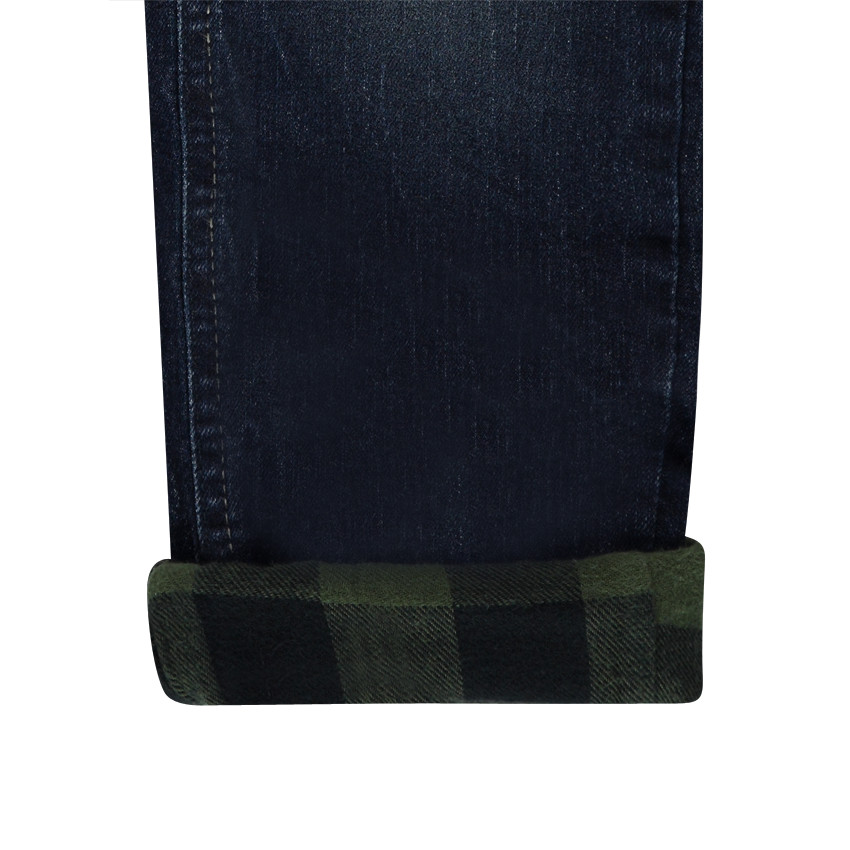 Τζιν με φθαρμένη όψη και επένδυση από φανέλα καρό 