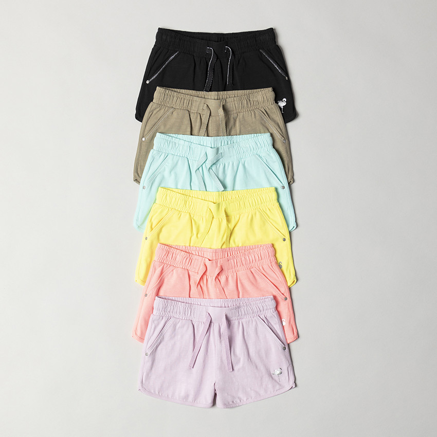 Σορτς σπορ με φαντεζί σχέδιο για bebe κορίτσι 