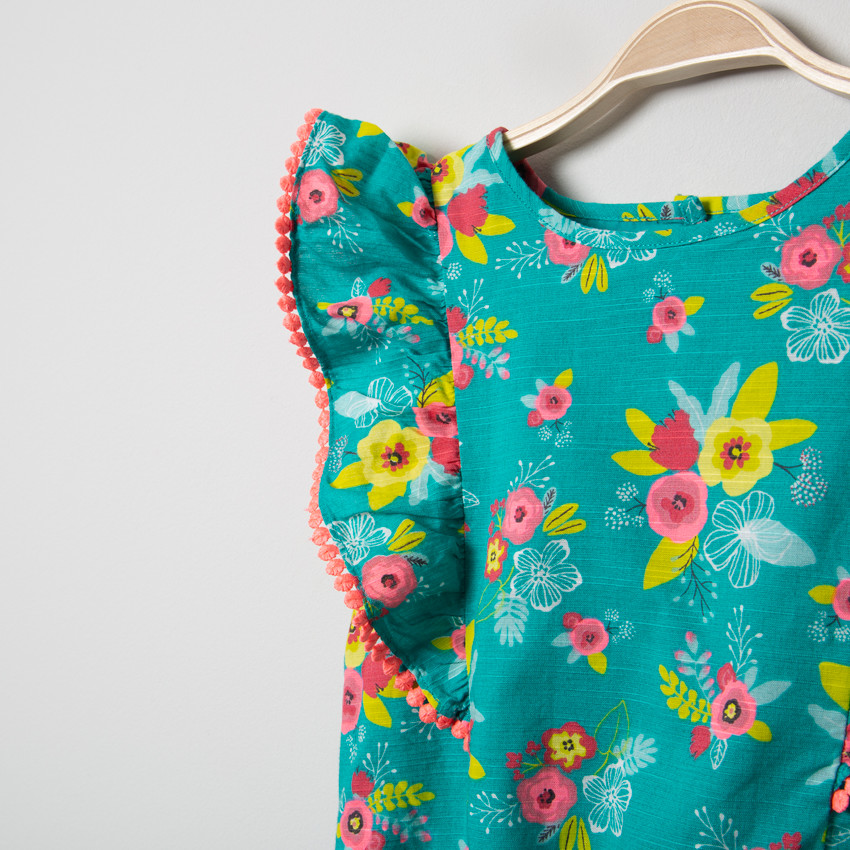 Φόρεμα floral εμπριμέ με βολάν στα μανίκια 