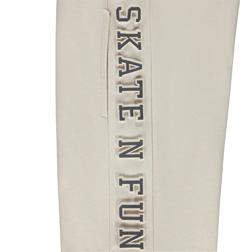 Βερμούδα φαντεζί σε molleton με print ανάγλυφο για αγόρι 