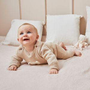 &Mu;&eta;&nu;&alpha;&sigmaf; &tau;&omicron;&upsilon;&nbsp;bebe